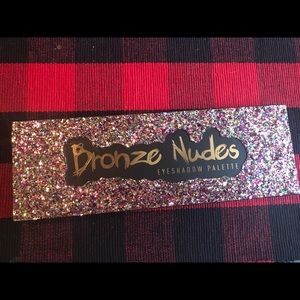 Bronze Nudes Palette